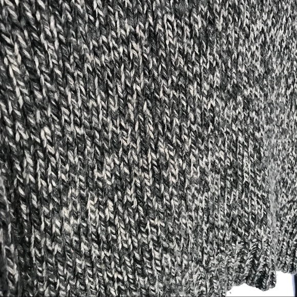 SO GSGC Cropped Grey Woven Sweater ✨ - Picture 3 of 5